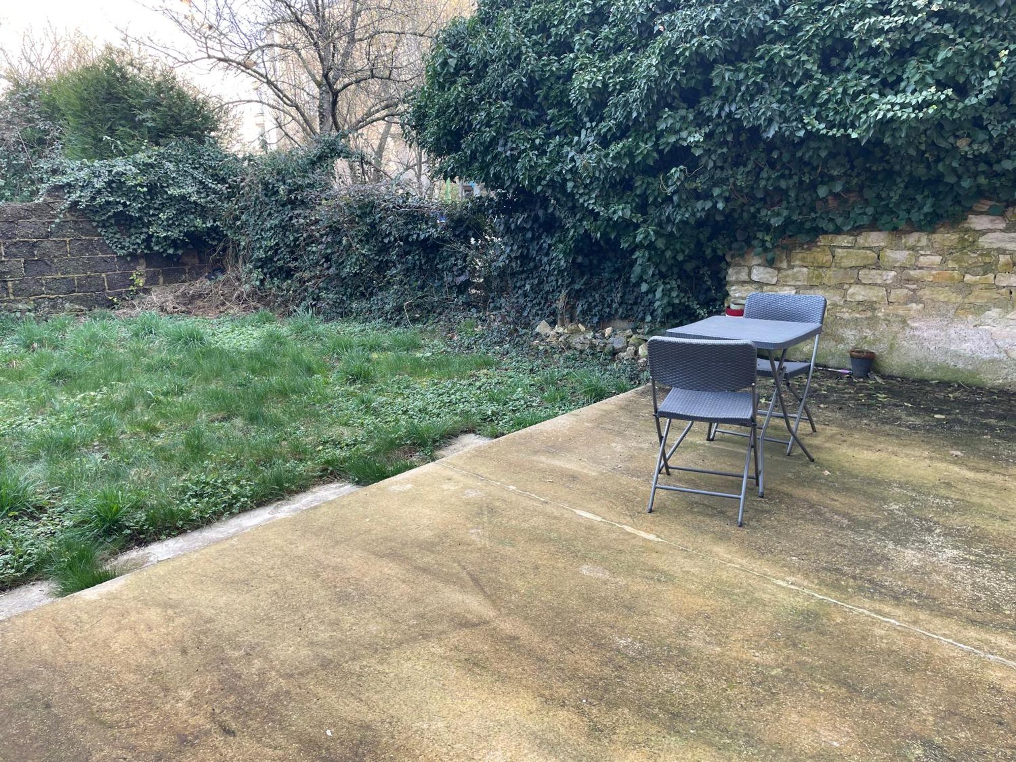Charmant Appartement Avec Jardin Nancy Luaran gambar